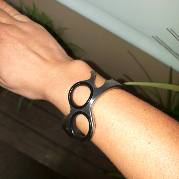 ❤Hairstylist Barber Scissors Cuff - Picture 7 of 7